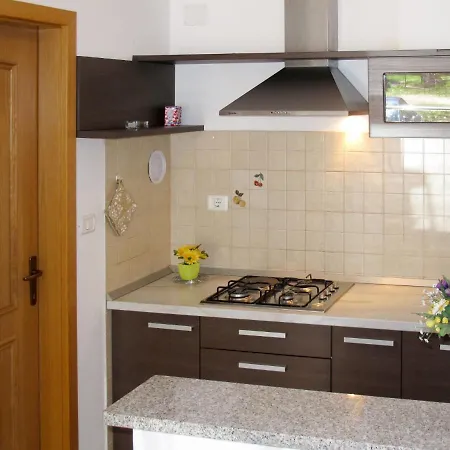 Katarina Apartment *